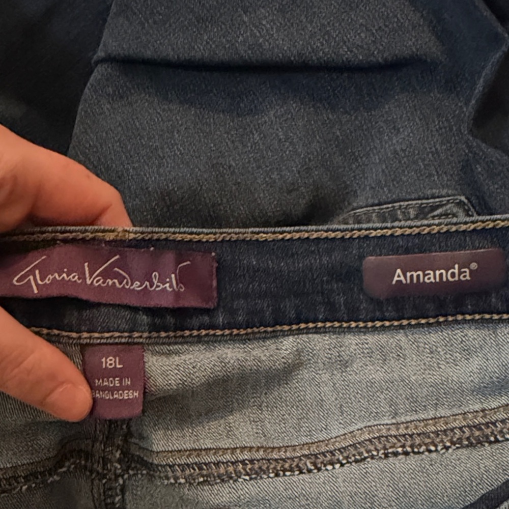 Gloria Vanderbilt Women's Amanda Jeans - Dark Blue